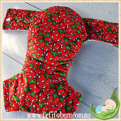 Minky Workhorse Nappy (LARGE) - Strawberries